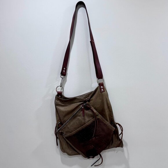 PAURIC SWEENEY - CROSSBODY LEATHER BAG - Picture 3 of 6